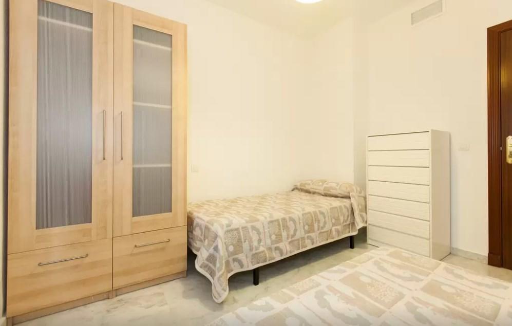 Holi-rent Brasil Sevilla